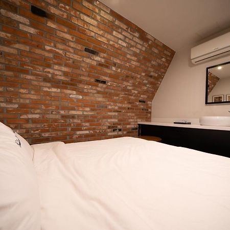 בוסאן No25 Hotel Yeonsan מראה חיצוני תמונה