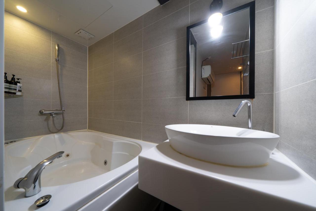 בוסאן No25 Hotel Yeonsan מראה חיצוני תמונה