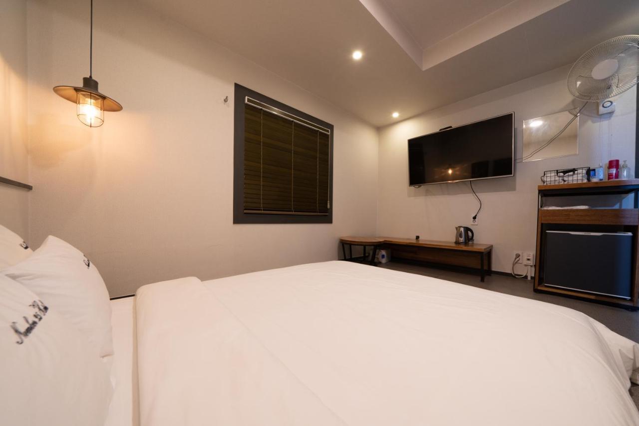 בוסאן No25 Hotel Yeonsan מראה חיצוני תמונה